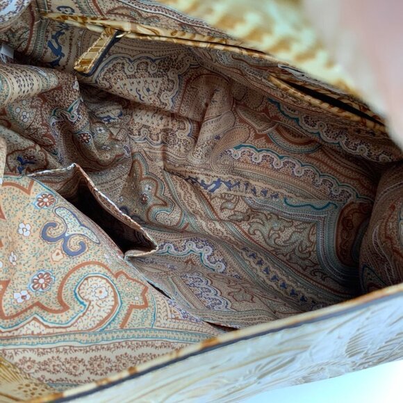 NEW Embossed Floral Gold Toned Leather HYPE Handbag - Picture 11 of 12